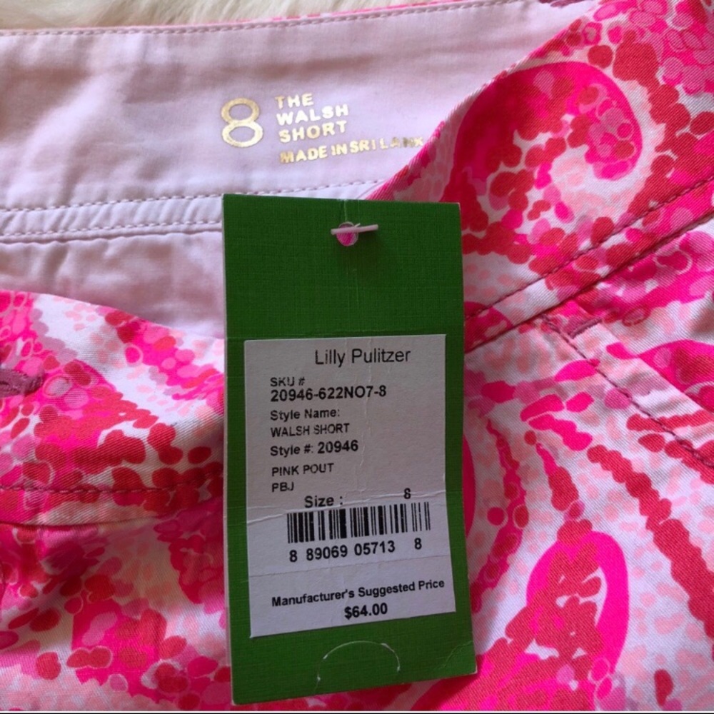Lilly Pulitzer Walsh Short Size 8 - Picture 3 of 3